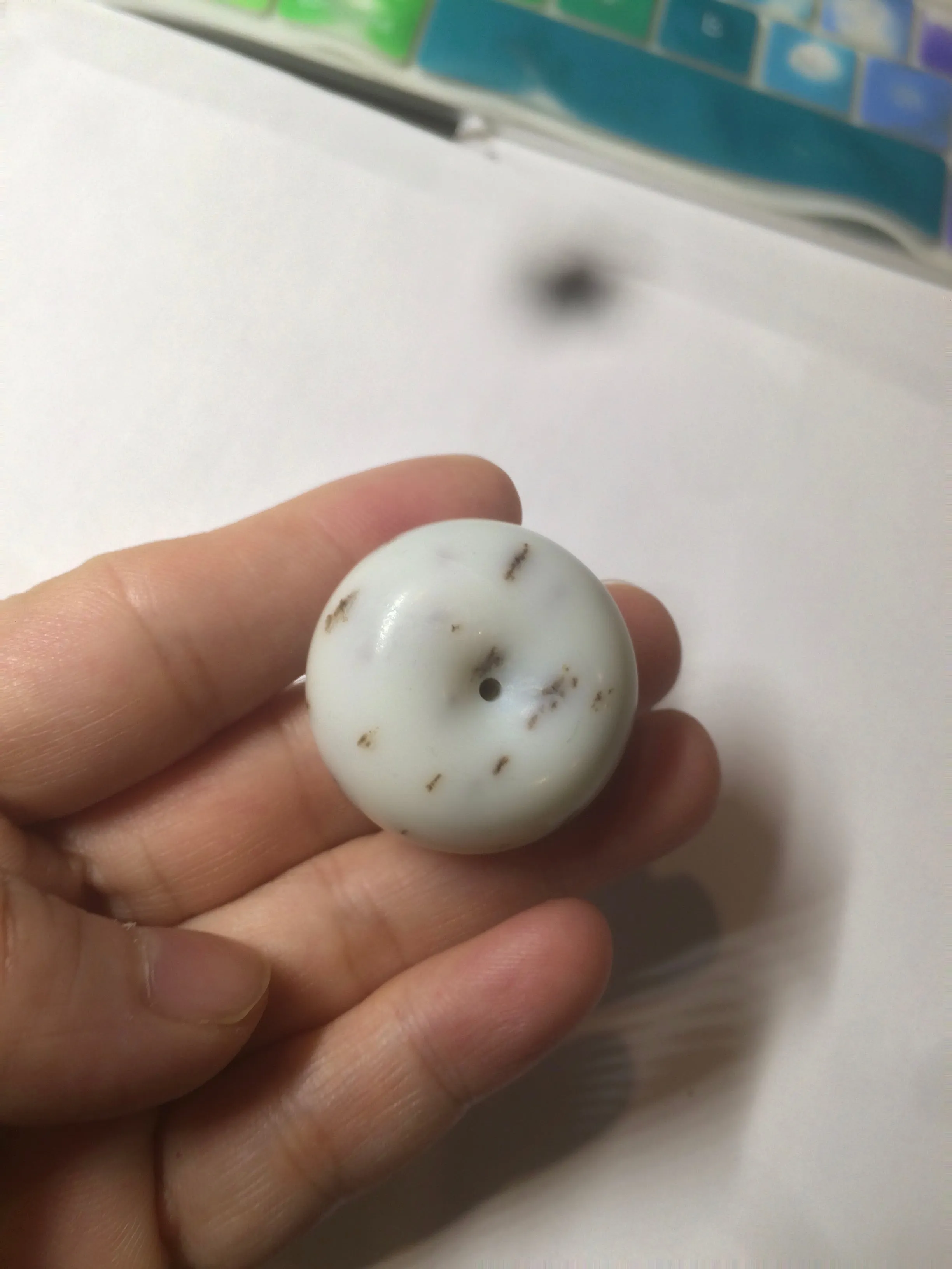 100% Natural white beige with black/brown flying dandelions Osmanthus fragrant cheese cake nephrite Hetian Jade pendant/worry stone HT68