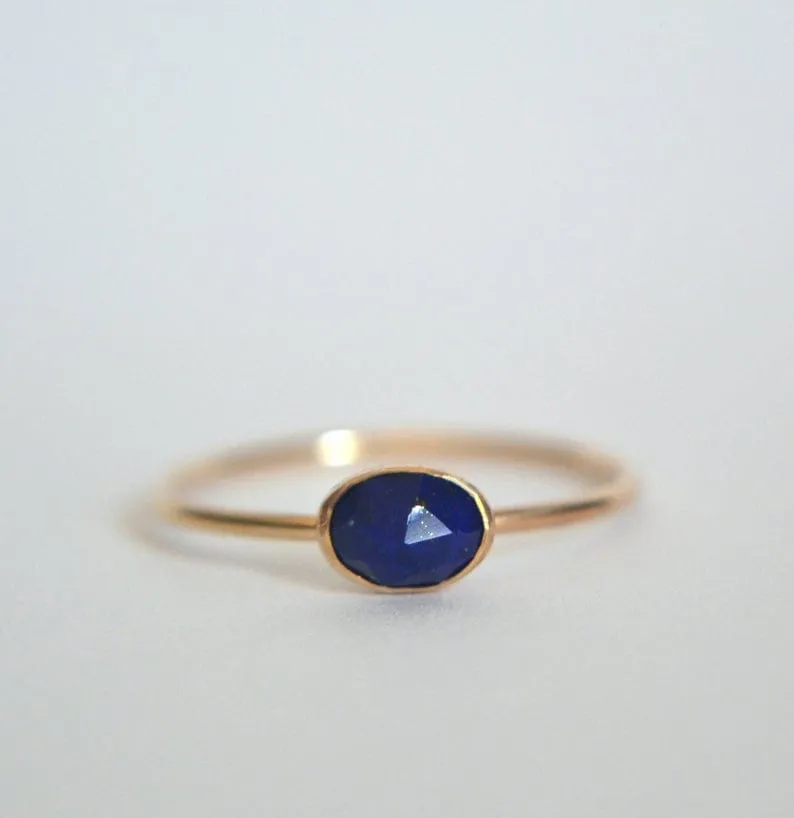 14k Oval Lapis Lazuli Ring