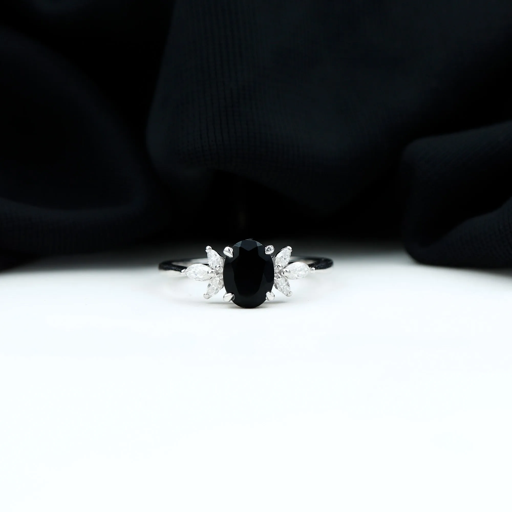 1.5 CT Claw Set Oval Black Onyx Solitaire Ring with Diamond