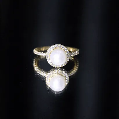 8 MM Freshwater Pearl and Diamond Floating Halo Engagement Ring