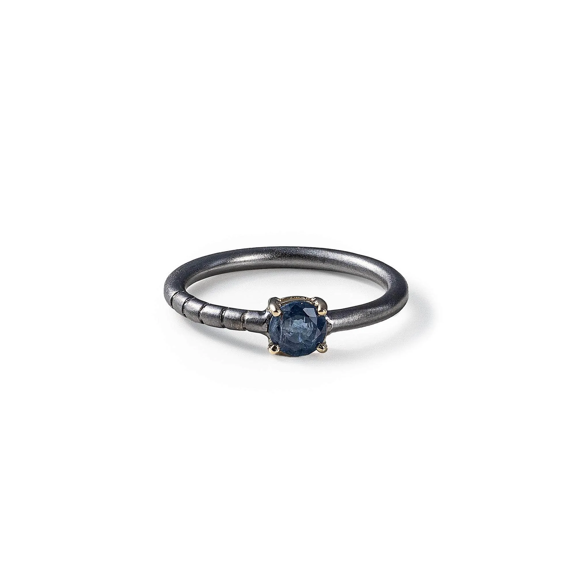 Avalo Blue Sapphire Ring (Black Rhodium)
