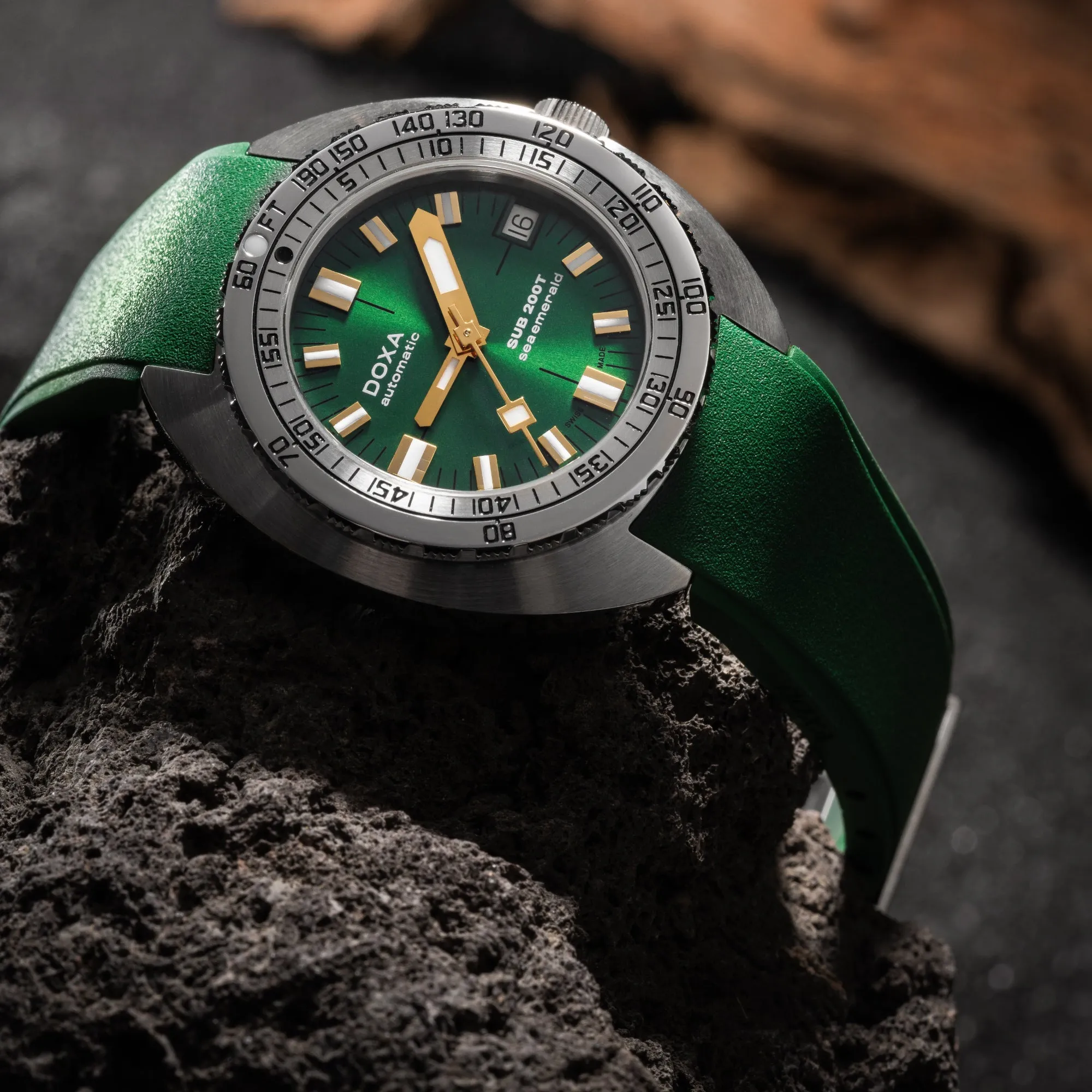 Doxa 200 T - Sea Emerald (Green) Sunray Dial