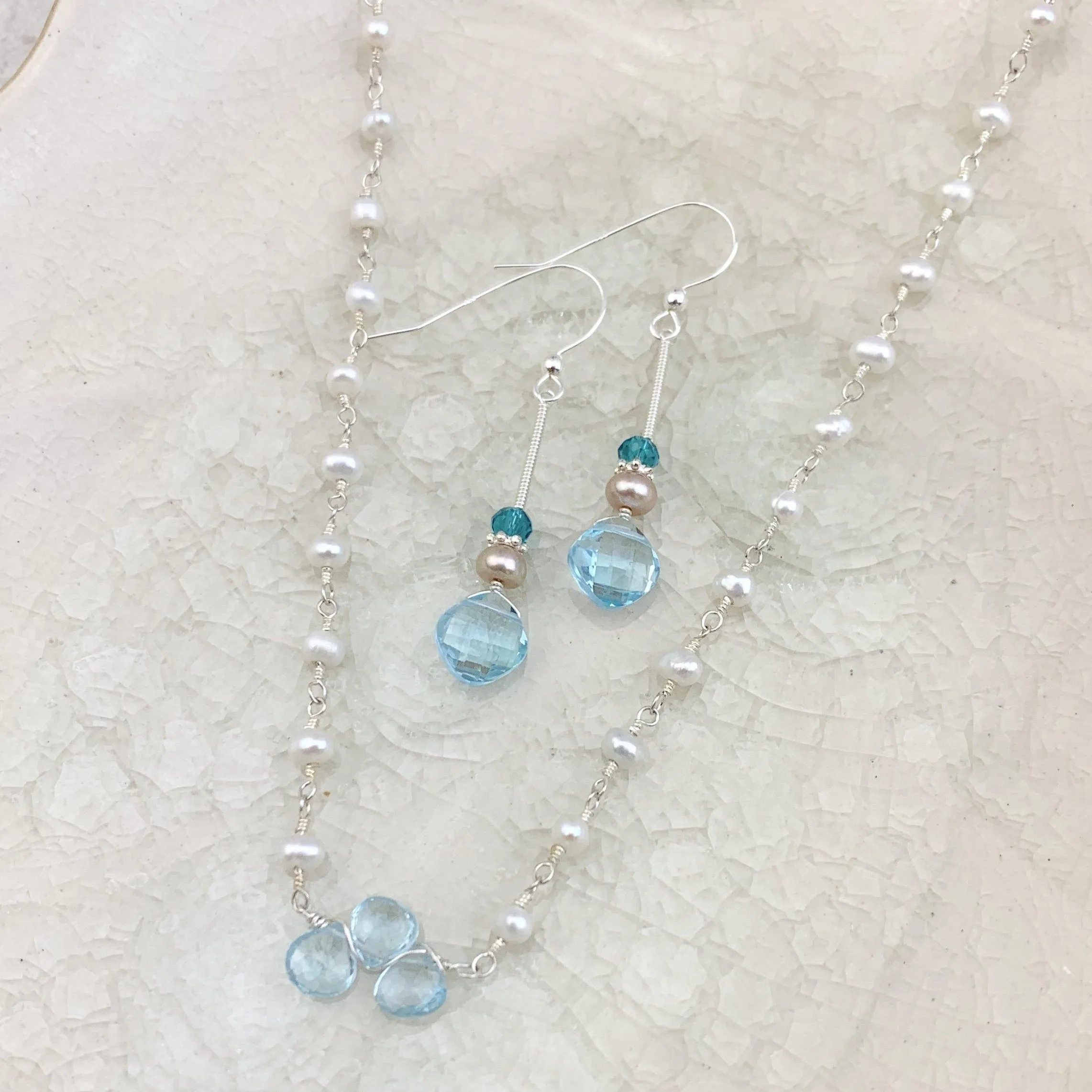 Perfectly Styled Blue Topaz Elegant Jewelry Set