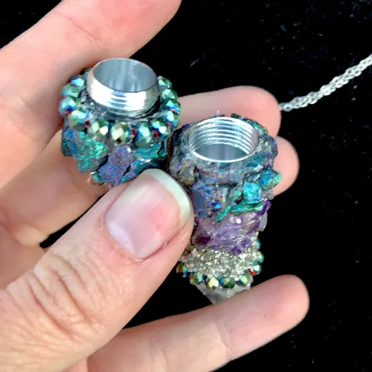 Snuff Vial With Scoop