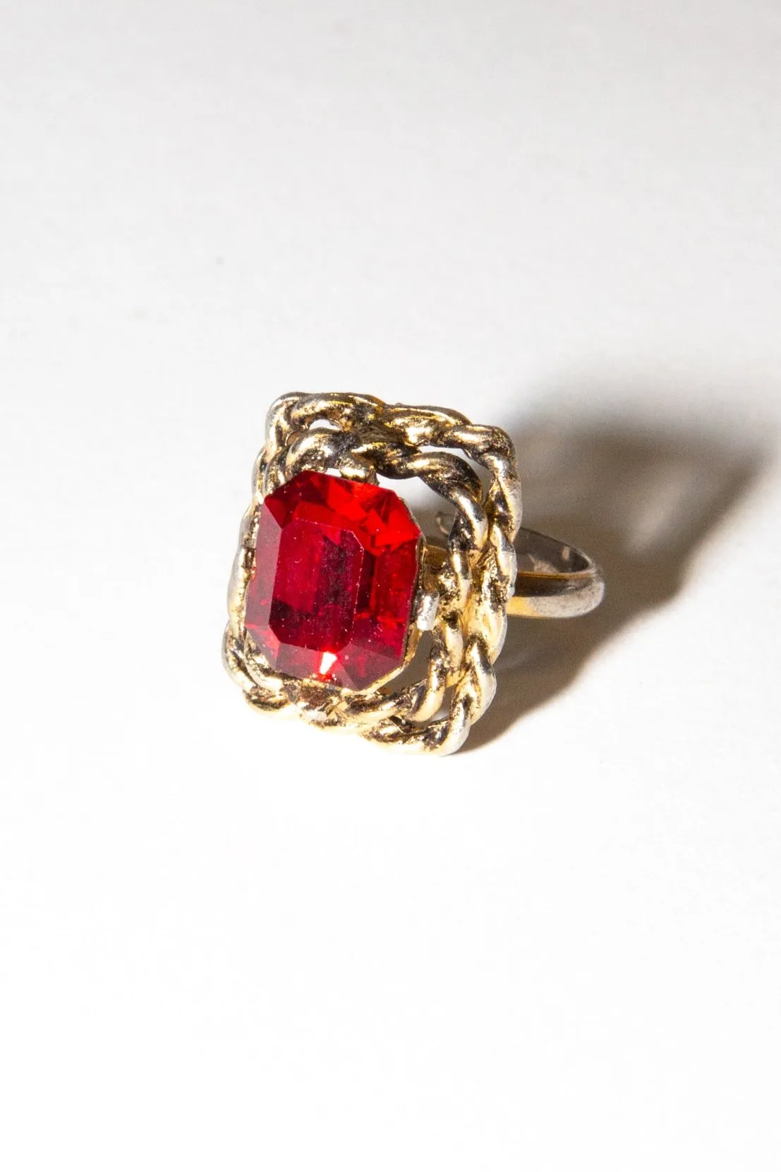 Vintage 1970s Red Crystal Cocktail Ring