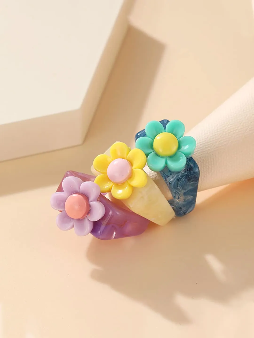 Yellow Chimes Rings for Women and Girls Acrylic Daisy Rings | Multicolor 3 Pcs Floral Ring Set Knuckle Finger Stackable Band Ring | Birthday Gift For Girls and Women
