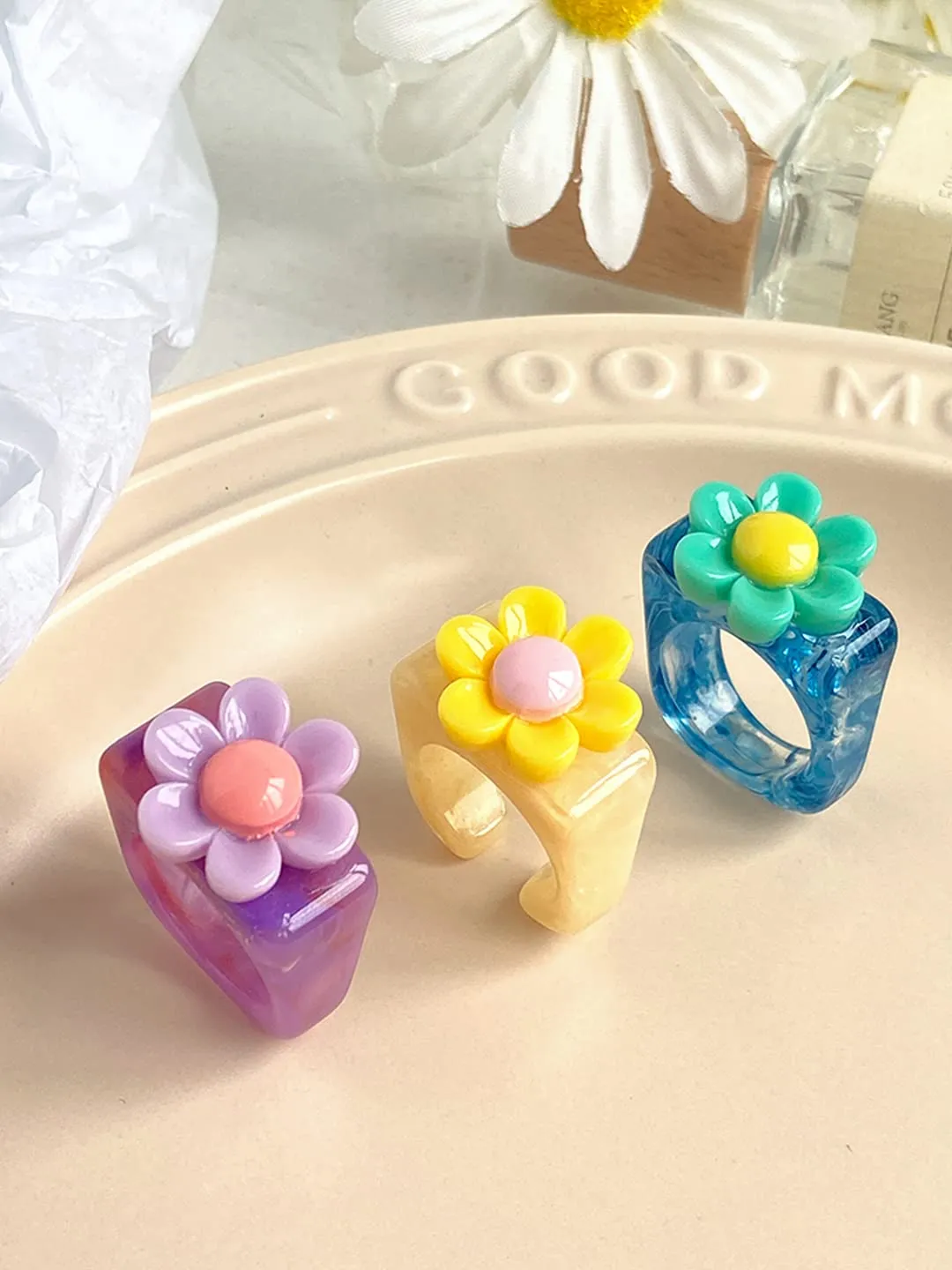 Yellow Chimes Rings for Women and Girls Acrylic Daisy Rings | Multicolor 3 Pcs Floral Ring Set Knuckle Finger Stackable Band Ring | Birthday Gift For Girls and Women